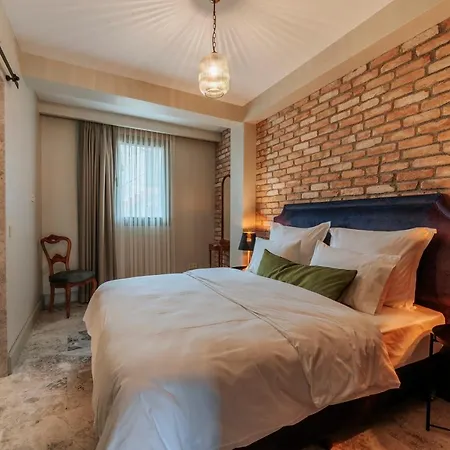 Odam Hotel